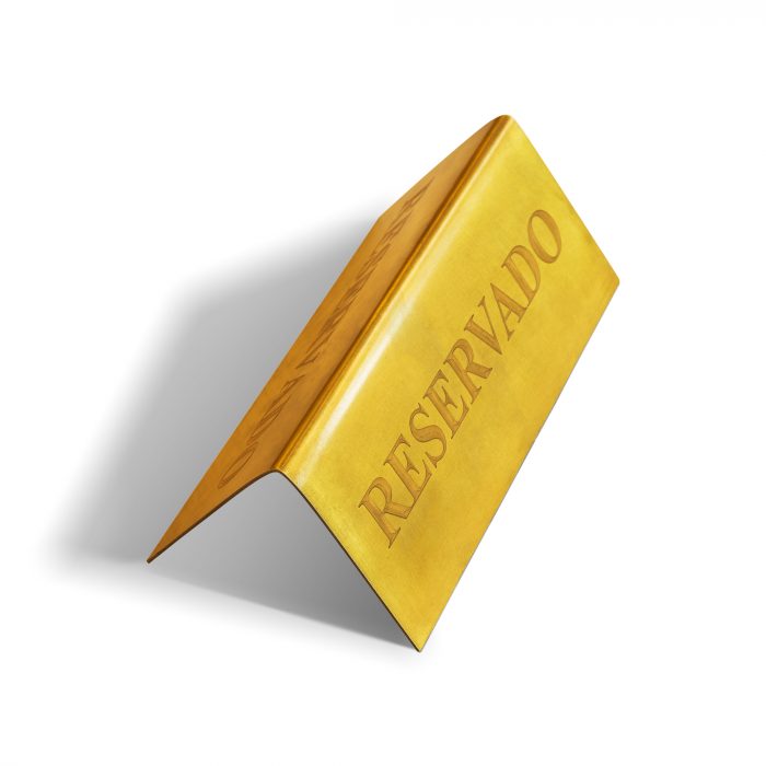 Placa grabada por ambos lados